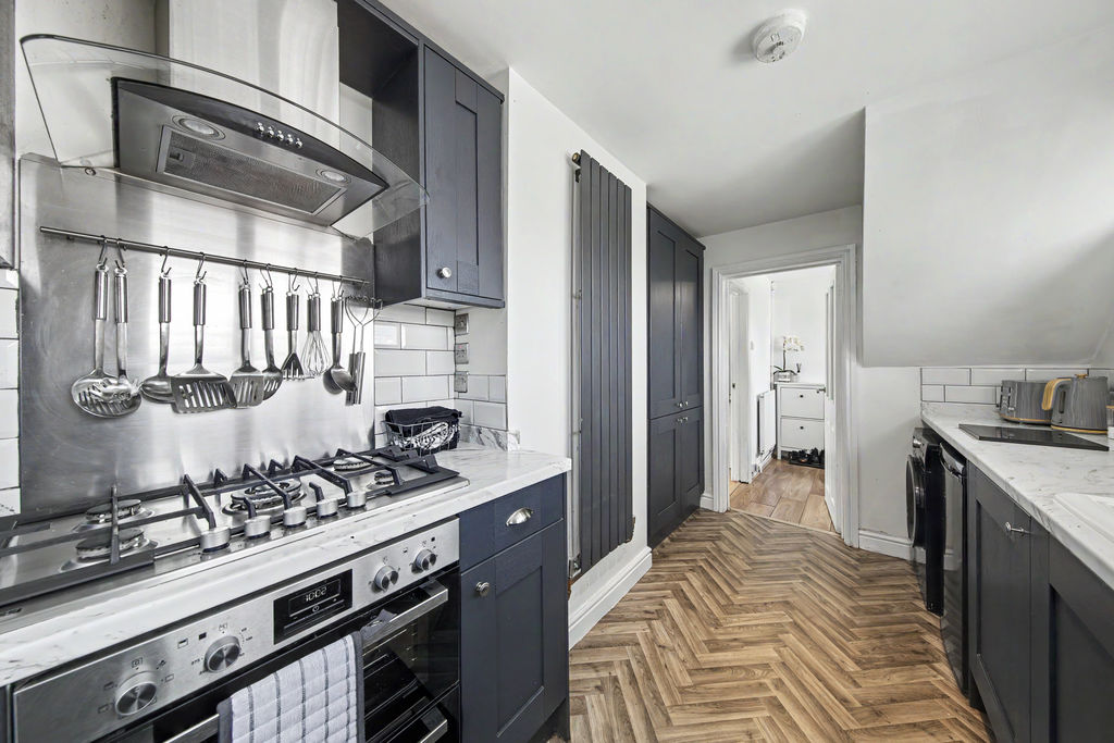 Sales Avenue New Tupton